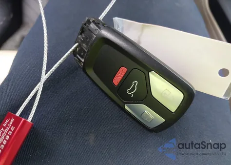 2018 Audi Q5 2.0T Premium/2.0T Tech Premium из США, поврежденный, VIN WA1CNAFY9J2098737